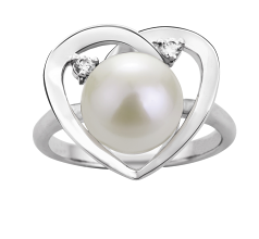 9-10mm AA Quality Freshwater Cultured Pearl Ring in Katie Heart White