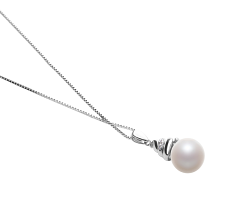 10-11mm AAAA Quality Freshwater Cultured Pearl Pendant in Romola White