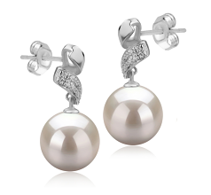 9-10mm AAAA Quality Freshwater Cultured Pearl Earring Pair in Blair White