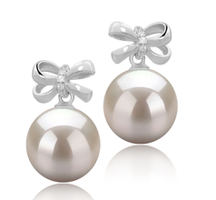 9-10mm AAAA Quality Freshwater Cultured Pearl Earring Pair in Marte White